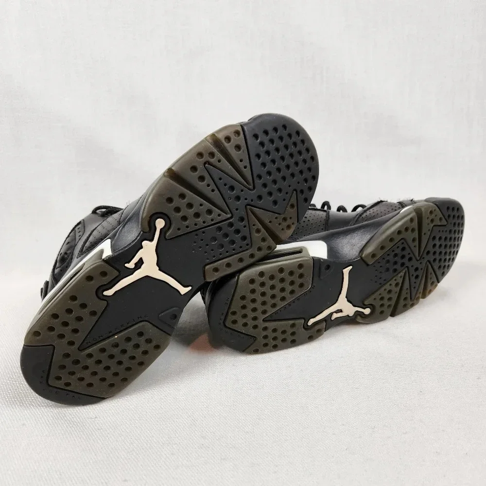 Nike Air Jordan 6 Black Cat Sneakers. - Picture 7 of 9
